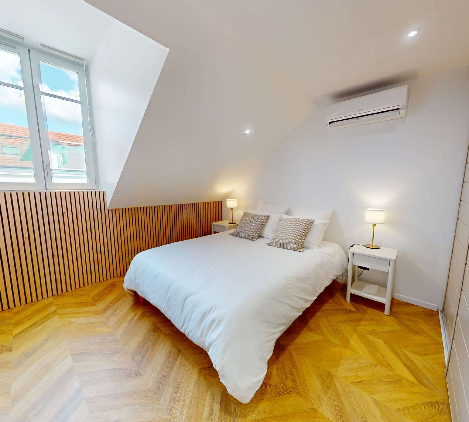 Chambre sous combles — après travaux