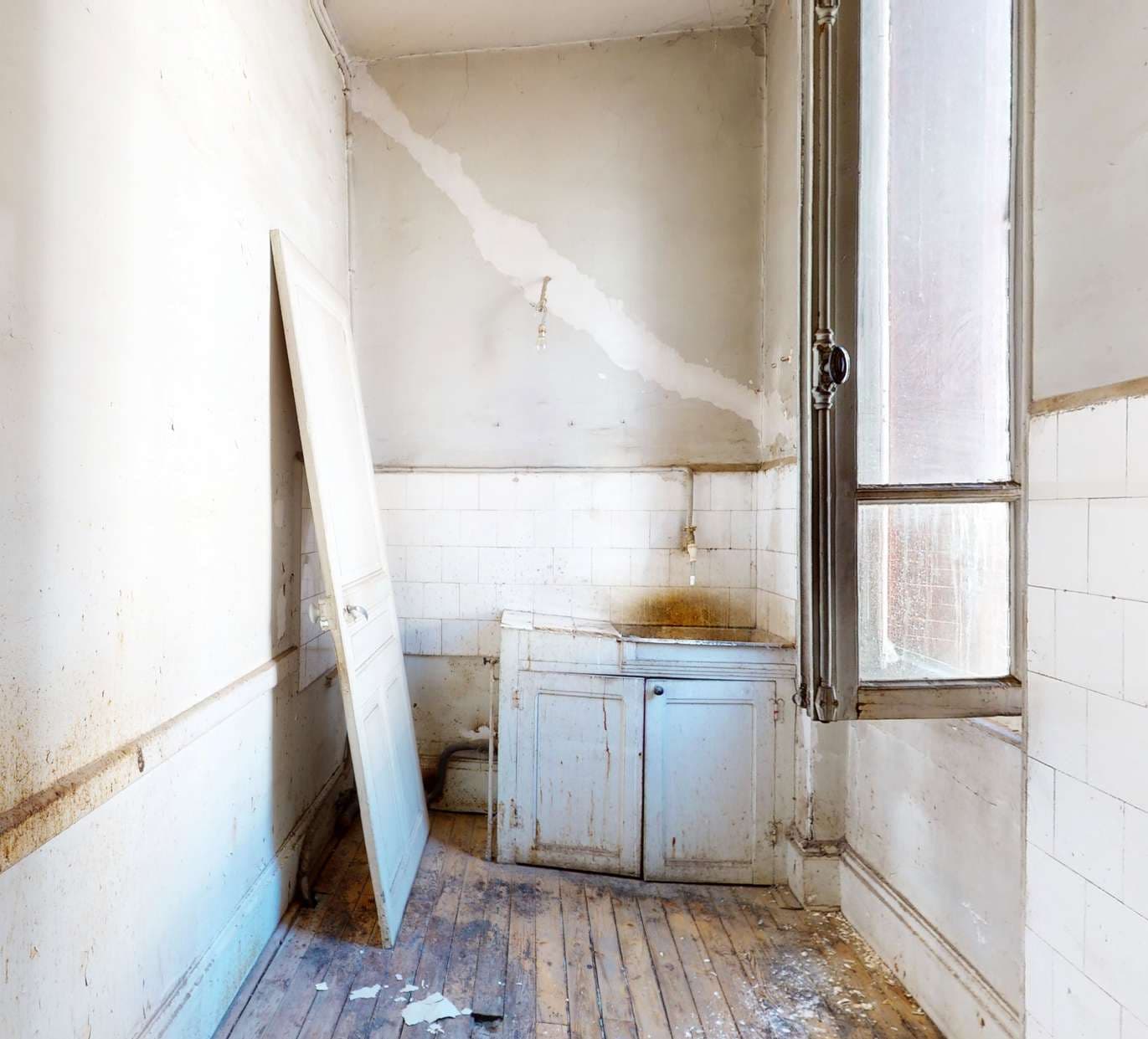 Salle de douche — avant travaux